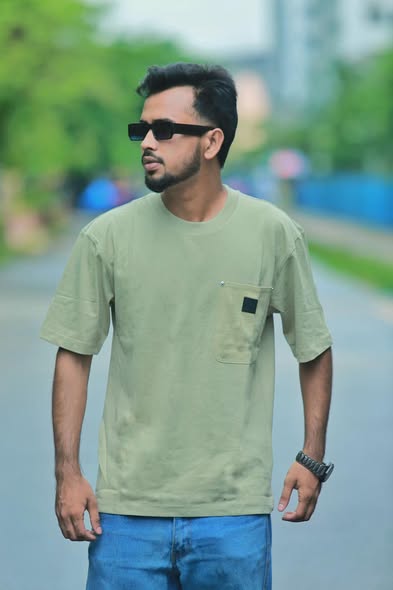 Goose Pocket Dropshoulder Tshirt